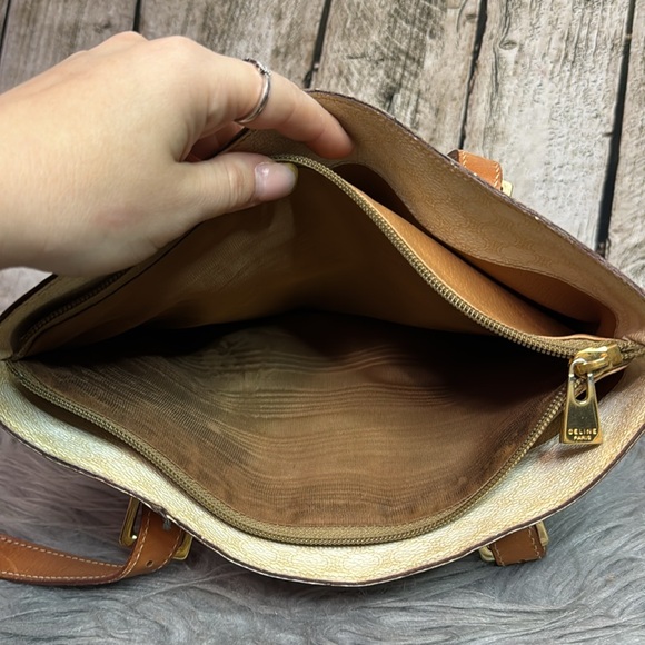 CELINE - Shoulder bag - Picture 7 of 11